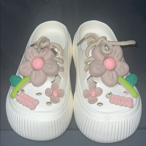 Charming Floral Kids Sandals in White and Pink